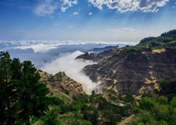 Wolkenverhangenes Santo Antão 