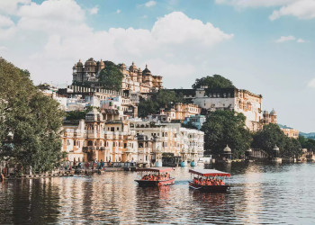 Stadtpalast & Pichola