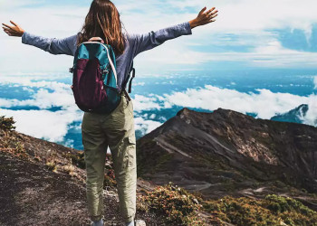 Am Krater des Irazú 