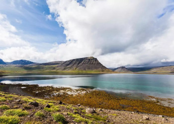 Farbenprächtige Fjordlandschaft 