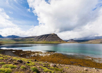 Farbenprächtige Fjordlandschaft 