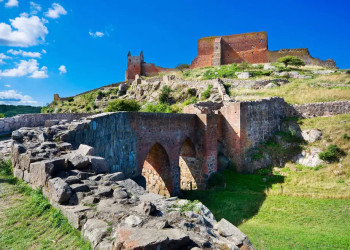 Blick auf die Burgruine Hammershus 