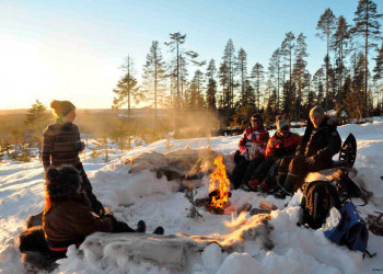 Pause beim Schneeschuhwandern 