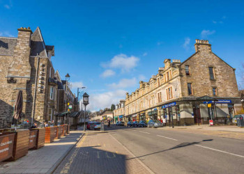 High Street in Pitlochry 