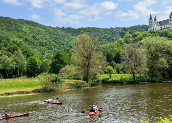 Wassersport auf der Lahn bei Obernhof 