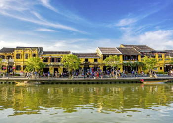 Kaufmannshäuser in der Altstadt von Hoi An in Vietnam