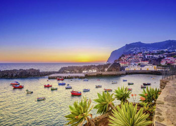 Der Hafen von Camara de Lobos auf Madeira