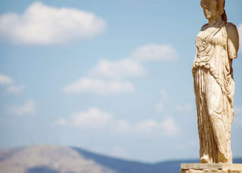 Skulptur auf der Akropolis in Athen