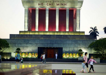 Das Ho-Chi-Minh-Mausoleum in Hanoi, Vietnam