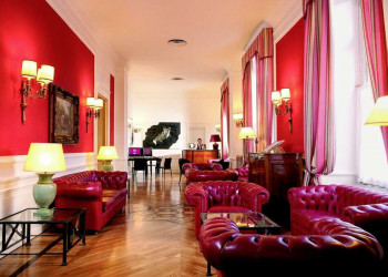 Elegante Lobby im Hotel Nord Nuova in Rom