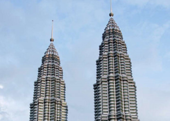 Die Petronas Twin Towers in Kuala Lumpur