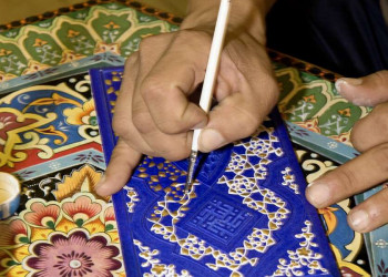 Usbekistan ist bekannt für seine kunstvolle Keramik