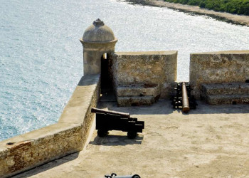 Die Festung El Morro an der Karibikküste bei Santiago de Cuba
