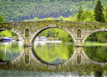 Romantische Steinbrücke in Graiguenamanagh, County Kilkenny