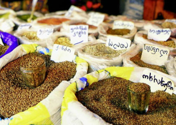 Gewürze aller Art auf Georgiens Märkten
