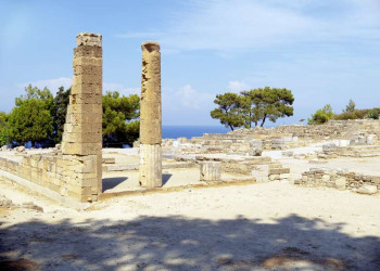 Antike Säulen in Kamiros