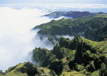 Madeira von oben: Das sehen wir auf unserer Wanderung auf den Pico do Arieiro!