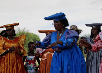 Herero-Frauen in ihrer traditionellen Tracht