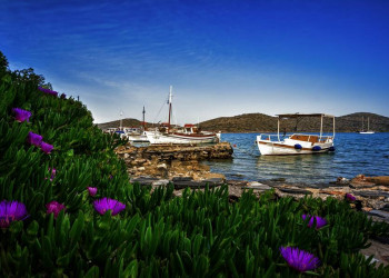 Keine Seltenheit: kleine Hafenorte auf Kreta