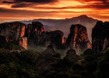Abendstimmung bei den Meteoraklöstern