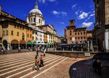 Piazza delle Erbe in Mantua