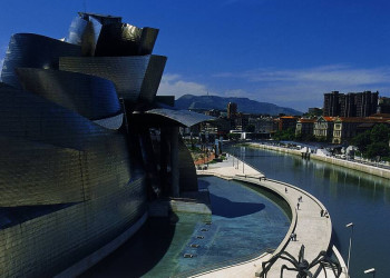 Das spektakuläre Guggenheim-Museum in Bilbao
