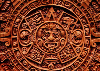 Ein Detail des berühmten Kalendersteins der Azteken