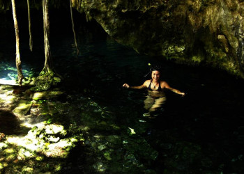 Badefreuden in einem Cenote in Mexiko