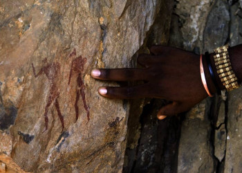 Eine der geheimnisvollen Felszeichnungen in Damaraland