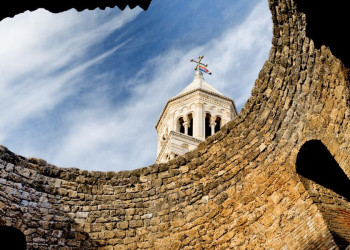 Kirchturm der Kathedrale Sveti Duje in Split
