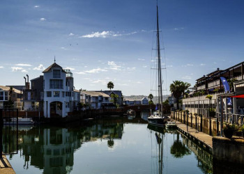 Kleiner Hafen in Knysna, Südafrika