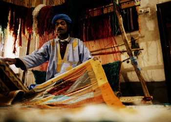 Traditionelle Handwerkskunst wird in Marokko lebendig gehalten.