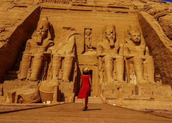 Der Eingang zum Tempel von Abu Simbel