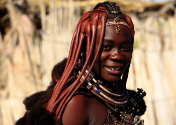 Himba-Frau in Namibia