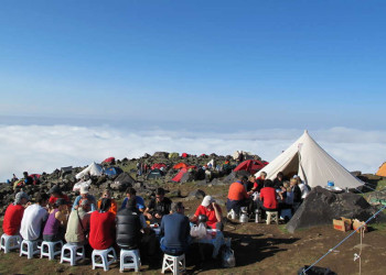 Mahlzeit im Basislager