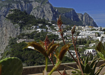 Stadt an der Steilküste