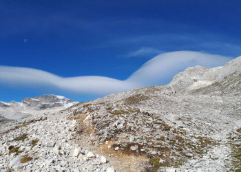 Berglandschaft mit Wolken