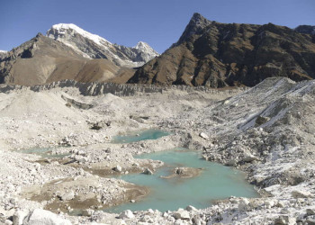 Gletscherseen und Berge