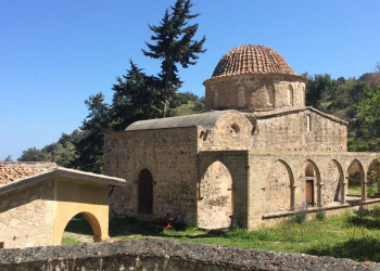 Historisches Gebäude mit Kuppel