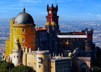 Der Palácio da Pena oberhalb von Sintra