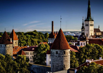 Tallinn grüßt mit seinen Türmen