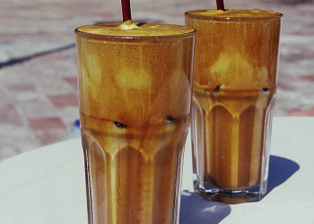 Unverkennbar Griechenland: Frappé!