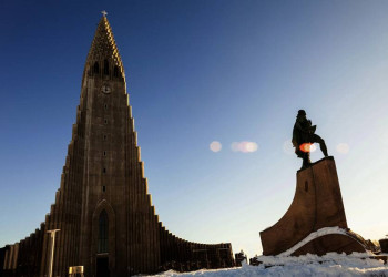 Reykjaviks Hallgrimskirche im Winter