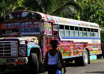 Bunter Bus in Panama