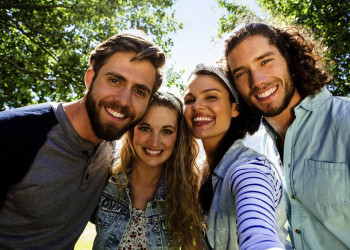 Selfietime - auf unserer Rundreise finden wir zahlreiche tolle Spots dafür!