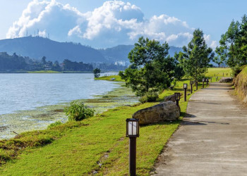 Lake Gregory in Nuwara Eliya