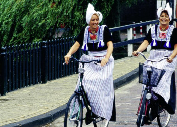 Fröhliche Niederländerinnen