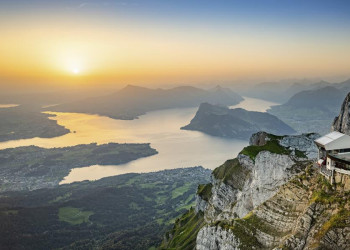 Blick vom Pilatus auf den Viewaldstättersee
